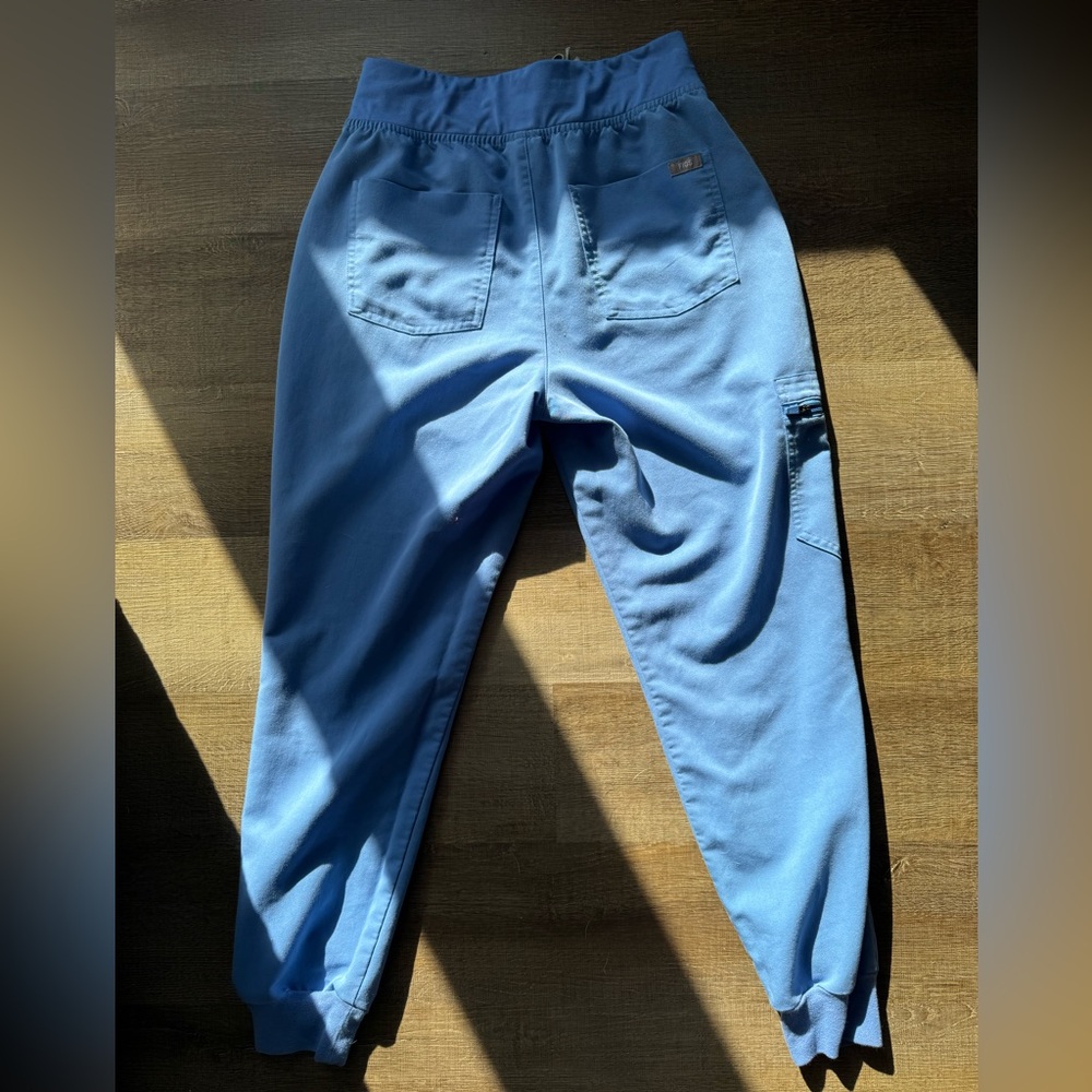 Figs Ceil Blue Women’s Scrub Pants Small - Picture 2 of 4